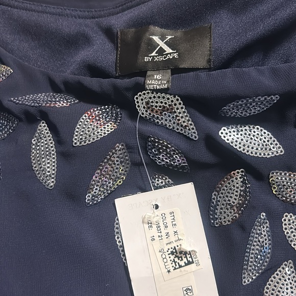 X by Xscape Navy Blur Sequin Detail Cocktail Dress NWT - Picture 4 of 5